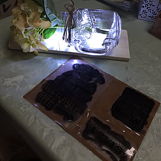 寝るとぉー(◍˃̶ᗜ˂̶◍)ノ"/emi今日も頑張ったぁー!/明日は皮からステンシルをデコる/ステンシル終了/2×4の廃材...などのインテリア実例 - 2017-12-14 02:51:32