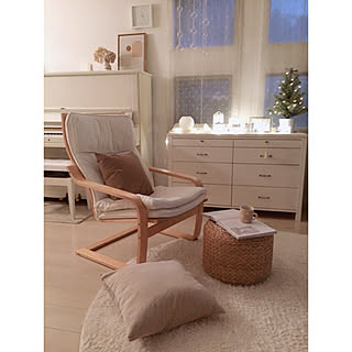 サークルラグ/クッション/ポエング/ベージュ系/ワントーン...などのインテリア実例 - 2019-12-03 19:20:23