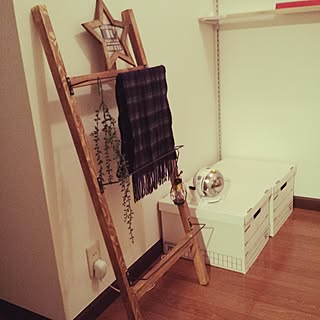 玄関/入り口/賃貸/ラダー/セリア/DIY初心者です。...などのインテリア実例 - 2017-05-16 22:09:27