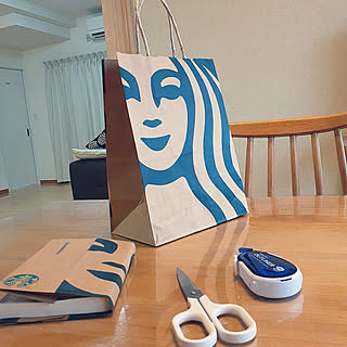 再利用 紙袋リメイクのインテリア実例 Roomclip ルームクリップ 再利用 紙袋リメイクのインテリア実例 Roomclip ルームクリップ