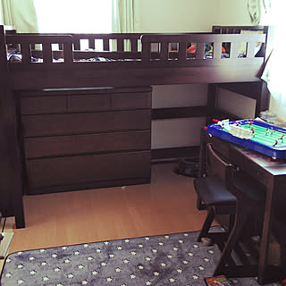 ベッド周り/ブラウン/旦那、子どもと4人で暮らす/子ども部屋 男子/ロフトベッド...などのインテリア実例 - 2017-11-13 14:25:01