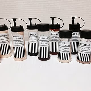 キッチン/調味料入れ/キャンドゥのオイルボトル/ラベル手作り/モノトーン...などのインテリア実例 - 2015-05-05 00:33:08