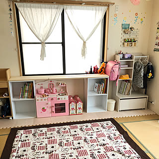 部屋全体/マザーガーデン キッチン/セリアの雑貨でDIYした簡単な飾り棚/カラーボックスを使ってなんちゃって机✨/ニトリ...などのインテリア実例 - 2018-07-23 17:31:05