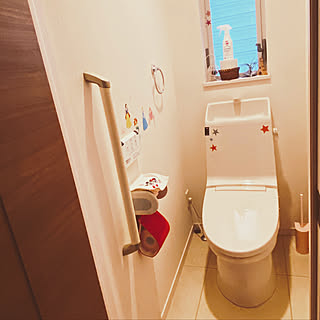 二階のトイレは可愛らしく のインテリア実例 Roomclip ルームクリップ