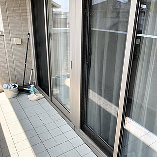 窓掃除/バルコニー/デッキブラシ/掃除/掃除道具...などのインテリア実例 - 2019-07-29 11:43:26