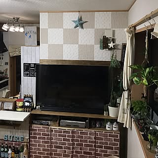 リビング/エコカラット タイル/テレビ台リメイク/リアルグリーン×フェイクグリーン/時計DIY...などのインテリア実例 - 2016-10-03 20:22:59