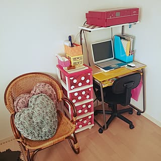 女性の、3LDK、家族住まいの「机」についてのインテリア実例