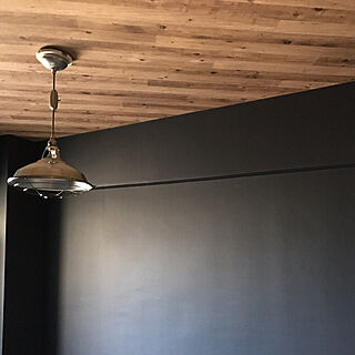 男前 木目調壁紙のおしゃれなインテリア 部屋 家具の実例 Roomclip ルームクリップ