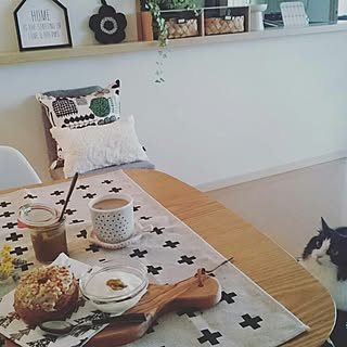 机/マンション暮らし/おはようございます☺︎/シンプルに暮らす/ねこと暮らす。...などのインテリア実例 - 2017-06-29 06:58:07