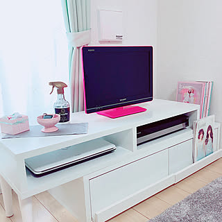 テレビ台 ピンクのおしゃれなアレンジ 飾り方のインテリア実例 Roomclip ルームクリップ