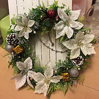 皆のしゅう明日な!/今日は頑張ったぁー!/やっと寝れるぜぇー!/早いですねぇー!もぅクリスマス☆/シンプルオーダー/ポイントは赤のリンゴ...などのインテリア実例 - 2017-10-28 01:15:21