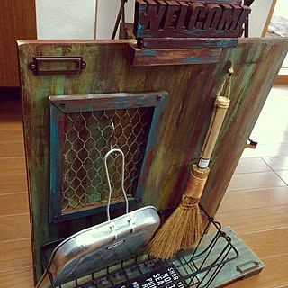 玄関/入り口/セリア/スクラップウッド風/スクラップウッドでショーケースDIY/サボ子とグリーンとジャンクな日常...などのインテリア実例 - 2016-06-18 21:04:06