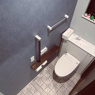 コンセントの住人/タンクレス風トイレ/キャビネット付きトイレ/2Fトイレ/LIXIL...などのインテリア実例 - 2020-01-23 19:12:27