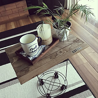 机/カフェテーブル/サイドテーブル/すのこDIY/10分でできる...などのインテリア実例 - 2017-11-26 15:21:00