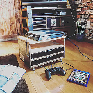 ゲーム機収納 ゲーム収納のアイデア おしゃれなインテリア実例 Roomclip ルームクリップ