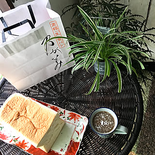 グリーンと共に♡/百均のマグカップ/神田川俊朗さんのお皿に/朝のひととき/お部屋ではなくてごめんなさい...などのインテリア実例 - 2019-10-02 14:01:19