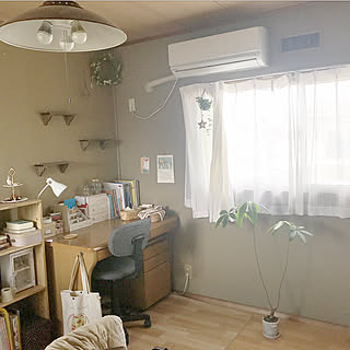 勉強机 実家暮らしのインテリア レイアウト実例 Roomclip ルームクリップ