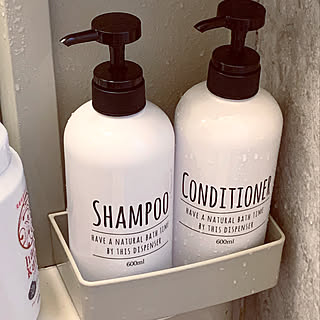 ワゴンセールで/シャンプー＆コンディショナー/ユニットバス/実家のお風呂/ディスペンサー...などのインテリア実例 - 2020-01-23 09:03:24
