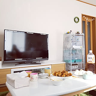 女性の、3LDK、家族住まいの「机」についてのインテリア実例