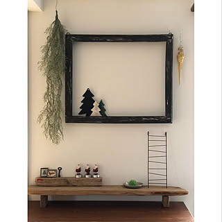 セリア/クリスマスツリー/額縁/額縁ディスプレイ/クリスマス...などのインテリア実例 - 2019-12-24 21:52:26