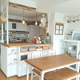 壁/天井/プチプラインテリア/白×木が好き/DIYでお部屋作り/板壁DIY...などのインテリア実例 - 2018-06-05 17:15:57