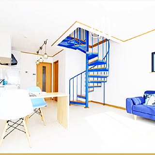 Diy らせん階段のインテリア 手作りの実例 Roomclip ルームクリップ