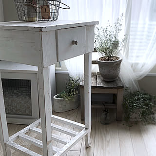 棚/シャビー な家具/アンティーク風大好き❤/ホワイトインテリア/アンティーク椅子...などのインテリア実例 - 2018-01-16 10:23:16