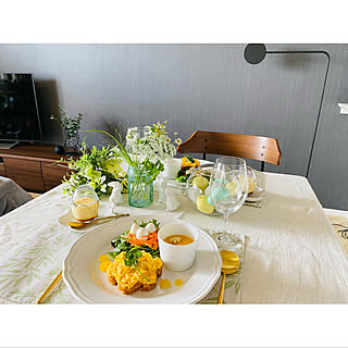 イースターテーブルコーディネートのインテリア実例 Roomclip ルームクリップ