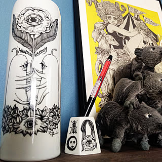 壁紙屋本舗 ヒグチユウコのまとめページ Roomclip ルームクリップ 壁紙屋本舗 ヒグチユウコのまとめページ Roomclip ルームクリップ