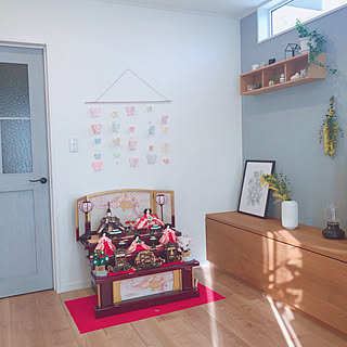 ひな祭り/北欧インテリア/アクセントクロス/ブルーグレー/すっきり暮らしたい...などのインテリア実例 - 2020-02-24 21:23:16