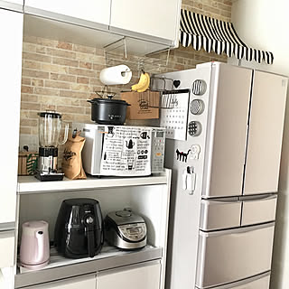 お気に入り家電/DIY初心者/棚を作りたい/見せる収納/レンガ調クロス/カフェ風インテリア...などのインテリア実例 - 2019-07-08 16:25:55