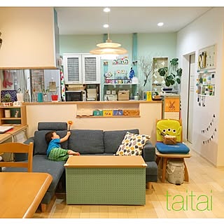 かぼちゃのステッキ/3歳4ヶ月/2×4材/北欧インテリア/水性塗料スモーキーグリーン...などのインテリア実例 - 2016-08-22 13:20:31