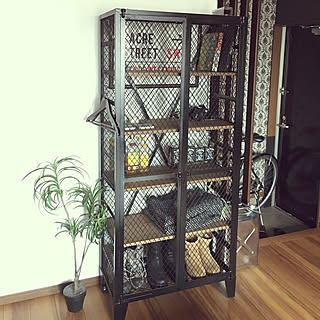 棚/ノットアンティークス/関家具/カーゴロッカーキャビネット/インダストリアル...などのインテリア実例 - 2017-09-02 12:11:11