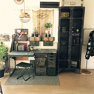 部屋全体/ジャーナルスタンダードファニチャー/アンティーク/インダストリアル/アーモBOX/米軍...などのインテリア実例 - 2014-12-28 20:58:23