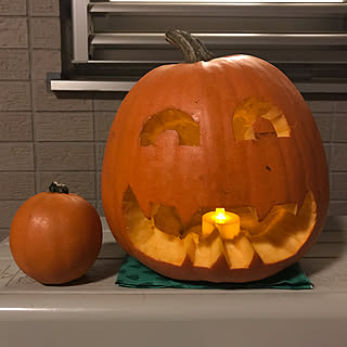 玄関/入り口/カボチャランタン/カボチャ/ハンドメイド/ハロウィンディスプレイ/ハロウィン...などのインテリア実例 - 2018-10-28 21:53:55