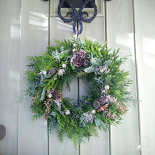 玄関/入り口/クリスマス/南欧風/クリスマスリースハンドメイド/プロヴァンス風...などのインテリア実例 - 2017-11-30 05:43:36
