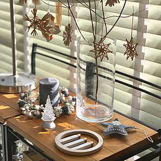 クリスマスインテリア/クリスマスオーナメント/クリスマス飾り/リメイク棚/ニトリガラスベース...などのインテリア実例 - 2019-11-27 21:13:50