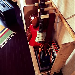 Diy ギタースタンドのインテリア 手作りの実例 Roomclip ルームクリップ