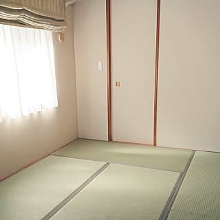 部屋全体/なんにもない/ミニマリストになりたい/ミニマリストに憧れて/ミニマムインテリア...などのインテリア実例 - 2019-04-05 14:37:58