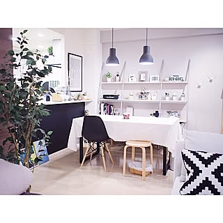 部屋全体/壁紙 グレー/ニトリ フェイクグリーン/フェイクグリーン/グランビックシェルフ...などのインテリア実例 - 2017-01-12 00:16:30