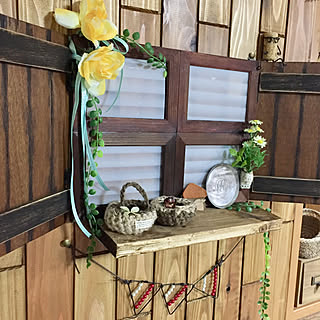 壁/天井/akanegumoちゃんの窓枠♡/zenoちゃんの作品♡/meiちゃんの作品♡/窓枠DIY...などのインテリア実例 - 2017-10-11 12:38:46