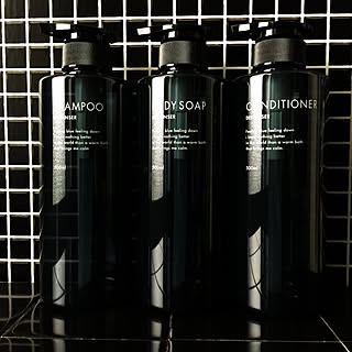 女性の、、家族住まいの「バス/トイレ」についてのインテリア実例