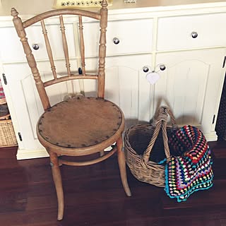 部屋全体/リサイクルショップの戦利品♪/グラニースクエア/古いものを愛する暮らし/カゴが好き♡/ガレージセール戦利品...などのインテリア実例 - 2016-04-03 13:12:44