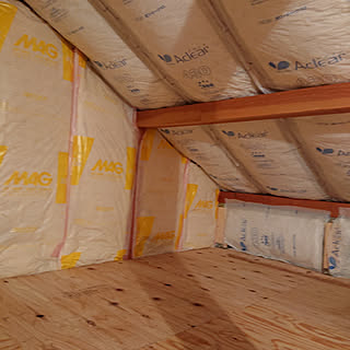 屋根裏部屋 小屋裏収納のインテリア実例 Roomclip ルームクリップ 屋根裏部屋 小屋裏収納のインテリア実例 Roomclip ルームクリップ