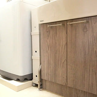 女性の、3LDK、家族住まいの「バス/トイレ」についてのインテリア実例