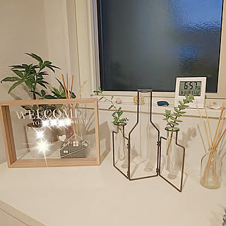 花瓶 玄関インテリアのおしゃれなアレンジ 飾り方のインテリア実例 Roomclip ルームクリップ 花瓶 玄関インテリアのおしゃれなアレンジ 飾り方のインテリア実例 Roomclip ルームクリップ