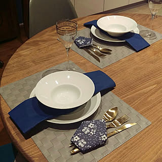 机/2LDK/平屋のガレージハウス/平屋/持たない暮らし...などのインテリア実例 - 2017-08-30 01:56:51