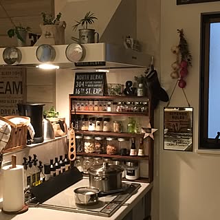 キッチン/今日の皆さんの夕食は?/キッチンルールのミラー/iwakiスパイス入れ/ビタクラフトの鍋...などのインテリア実例 - 2017-05-13 19:01:12