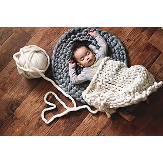 女性の、2LDK、家族住まいの「ベッド周り」についてのインテリア実例