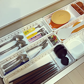 キッチン/細かく仕切る/100均/カトラリー収納/キッチン収納...などのインテリア実例 - 2017-09-07 17:30:32